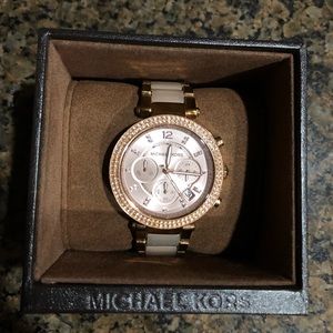 Michael Kors rose gold watch